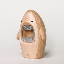 Black Walnut Oak Shark Beer Opener, 9x6.5x2.7cm, Lightweight Solid Wood - Perfect for Home, Kitchen, Dining, Gifts