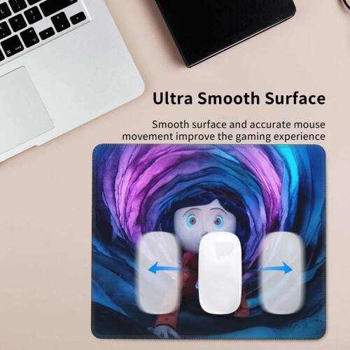 Mouse Pad Coraline με ραμμένη άκρη, πλενόμενο ύφασμα Lycra και αντιολισθητική βάση από 2