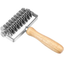 Qenwkxz Gitterausstecher aus Edelstahl mit Holzgriff, 20,5 cm, multifunktionaler Teigroller für Kuchen, Pizza, Brot und DIY-Backen