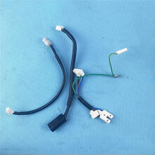 DO lodówki, kabel sygnałowy falownika + kabel zasilający 220 V + zestawy kabli wtykowych sprężarki, akcesoria