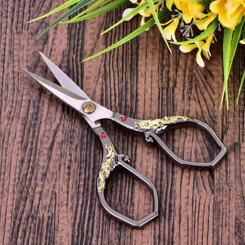 Multipurpose Scissors, Antique Stainless Steel Craft Tool With Sharp Point For Precise Cutting On Various Materials Including Fabric And Thread 2