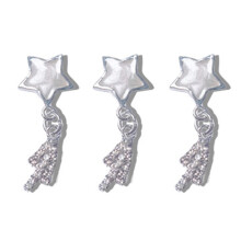 Hesroicy3Pcs Decoraciones de uñas Pentagrama Efecto brillante 3D DIY Mini mariposa Perla de imitación Dijes de uñas Flor de cinco pétalos para