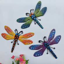 Set van 3 metalen libellen wanddecoraties, 3D kleurrijke libellen wandsculptuur, insect, decoratie voor binnen en buiten, hangend