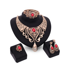 Exquise Sieraad Set Halsketting Oorbellen Armband Feest