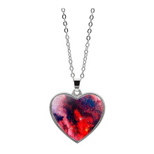 Halsketten und Ketten für Damen, zweiseitiges Universum-Anhänger-Halsband, Sonnensystem, Galaxie, Herz, Planet, Glas, Doppel-Accessoire