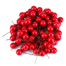 Künstliche Stechpalmenbeeren – 100 Stück künstliche rote Stechpalmenbeeren, Weihnachtsdekoration zum Aufhängen