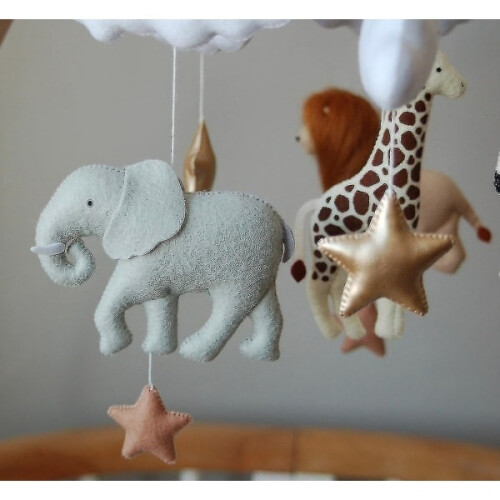 Móbile de berço artesanal com tema de animais da floresta para bebês. 1