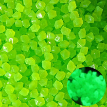 500Pcs Glow in The Dark Rocks, Luminous Pebbles Glow Stones Outdoor Decor, Glowing Rocks for Garden Pond Path Lawn Yard