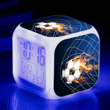 Réveil LED à motif football, horloge de bureau numérique lumineuse, compatible avec HTNL#860, cadeau coloré pour enfants et adultes