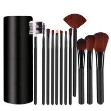 12-delige make-upkwastenset met opbergdoos, inclusief 12 basisborstelkoppen, voor dagelijkse make-upbehoeften.