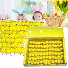 72 schattige gele pluizige paaskuikentjes met mutsjes, 3 cm mini decoratie voor mandjes, eierjachten en kinderplezier, zacht pluche-plastic
