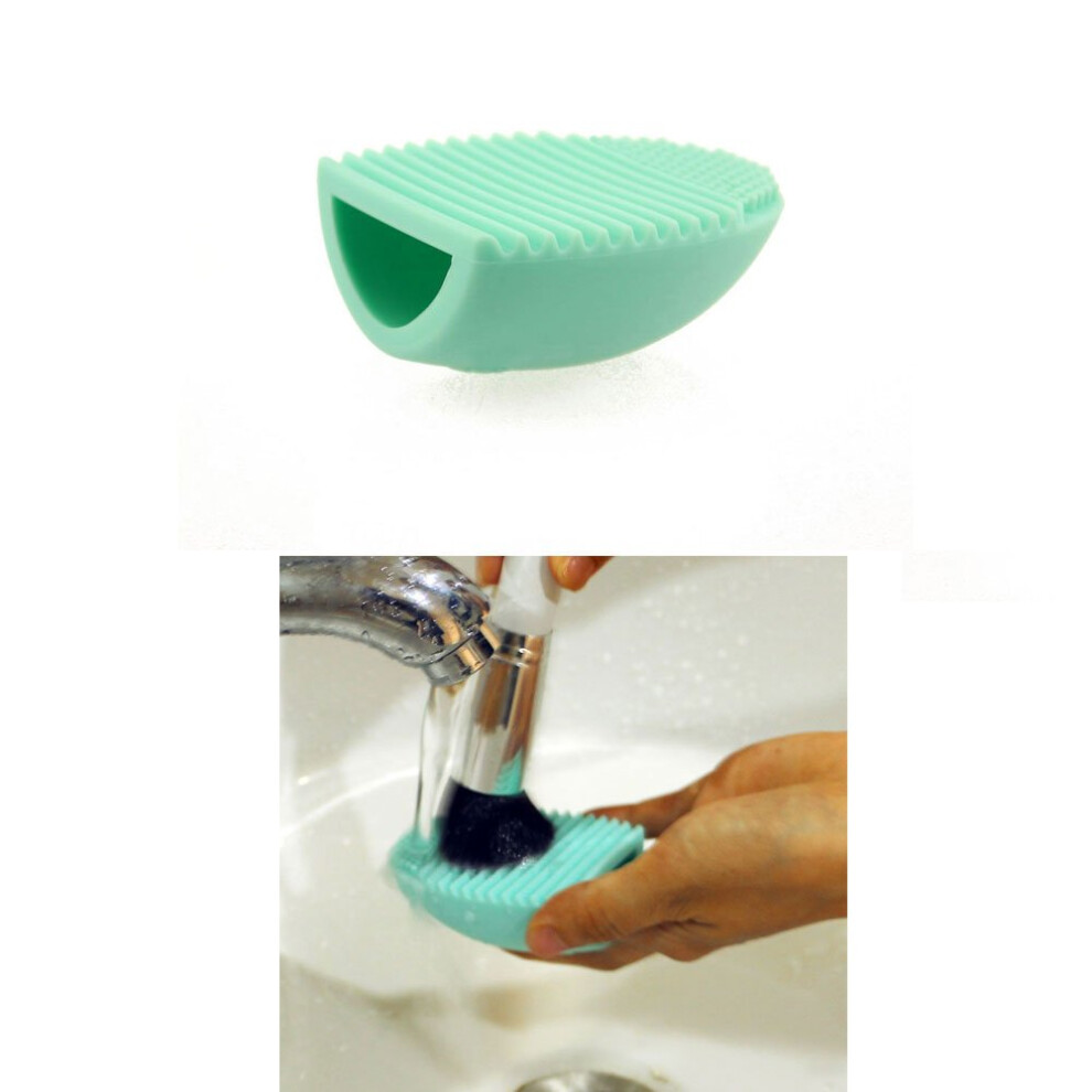 Light/Green Makeup Brush Cleaner Silicone Scrubber Glove With Gentle Surface For Deep Cleaning