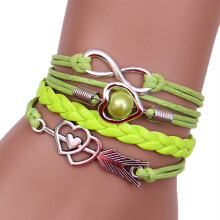 Armbanden voor vrouwen, vriendschapsarmband van leer, cadeau, handsieraad voor een vrouw of een meisje - verkrijgbaar in vele kleuren.