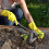 Enxada manual para jardinagem, enxada oca de 38 cm (15 polegadas) para remoção de ervas daninhas, com cabo de borracha antiderrapante (oca). 5