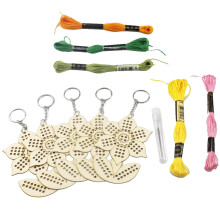 Eease 5Pcs Wooden Cross Stitch Keyring DIY Embroidery Pendant for Beginners