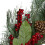 Guirlanda de Natal artificial com folhas, frutos silvestres e agulhas de pinheiro - 60 cm (24 polegadas), sem luzes. 2