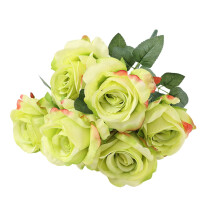 Bláth Saorga Ní Shearg Réalaíoch Neamh-Mhéath Gan Uisce Cúram Éasca Síoda Bréige 7 gCeann Bouquet de Rósanna Croí Bud Soláthar