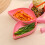 Conjunto de 2 recipientes em formato de folha com 3 compartimentos e alça, compatíveis com Hariumiu, para molhos de salada, temperos e condimentos. 4