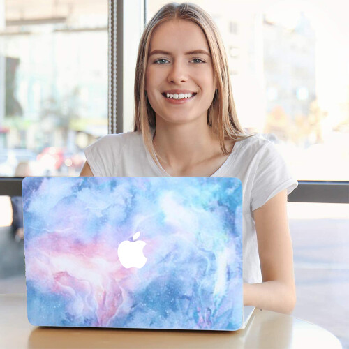Capa protetora para MacBook Pro de 13 polegadas, com design ultrafino e leve, estrutura rígida de plástico, fácil instalação e ventilação 1