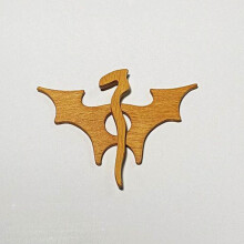 Spilla in legno YiFudd con un'immagine carina, ideale come fermaglio per maglione o spilla vintage per scialle. Spilla in legno naturale.