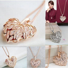 Designice AYYUFE Damen Hohlherz-Lätzchen-Statement-Lange Pulloverkette