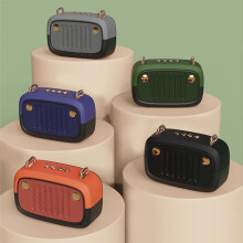 SUSUchens Creative Cartoon Mini Outdoor Wireless Bluetooth-compatible Speaker with HiFi FM Radio Green