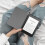 Κομψή θήκη για Kindle Paperwhite 6 ιντσών 12ης γενιάς 2024, διαβάζεται χωρίς περισπασμούς με 2