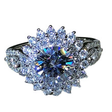 Damering Blomsterformet Rhinestones-smykker Lett, moteriktig utseende Fingerring til bryllup