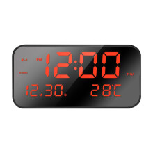 Despertador pequeno e alto Penkiiy para quem tem sono pesado, LED digital com luz colorida que muda de cor, relógio de viagem compacto para quarto,