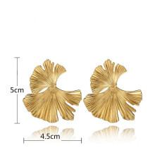 Korea Pearl Earrings 2024 For Women Round Geometric Statement Vintage Gold Color Stud Earrings Fashion Jewelry Earring