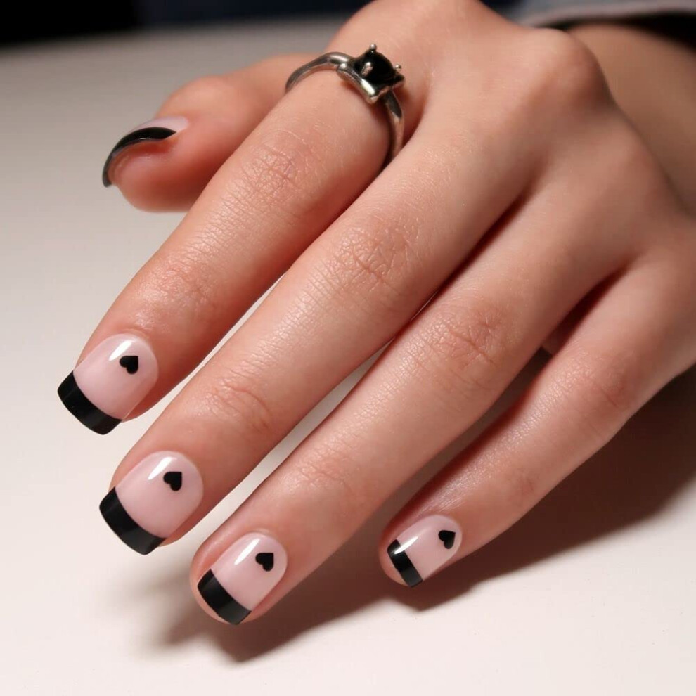 White,Black 24Pcs Short Square Press On Nails, French Black White Heart False Nail Tips With Jelly Stickers