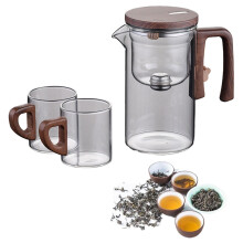 Théière en verre avec poignée en bois et infuseur, système de séparation de l'eau et filtre pour thé en vrac