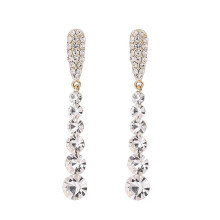 Bentne Jewelry Stud Earrings with Long Rhinestone Tassels, Silver Needle, Ultra Flash Zirconia Droplets for Women