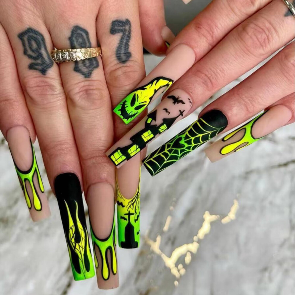 Green 24Pcs Halloween Press On Nails Long Coffin Fake Nails With Glue Flame And Spider Web Design