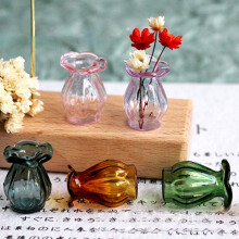 Yesbay Mini sklenená kvetináčová váza DIY Nábytok Hračky Domček pre bábiky Miniatúrne doplnky, jantárová
