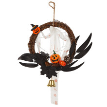 Wianki na Halloween na drzwi wejściowe, straszny wianek z dyni i kwiatów z rattanu, girlanda z nawiedzonego domu na okno w wiejskim domu