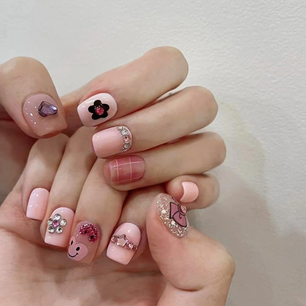 Short Square Press on Nails Set Acrylic Fake Nails for Women Cute Smiley Bow Glitter Design