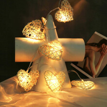 Guirlande lumineuse LED en rotin en forme de cœur pour la maison, la chambre et les fêtes de Noël ; Guirlande lumineuse LED en rotin en forme de