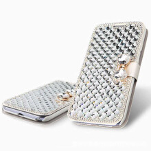 Diseño de tarjetero para iPhone 12/12 Pro, funda elegante con protección integral.