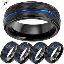 Alliance Tioneer en carbure de tungstène noir martelé avec rainure centrale bleue, 8 mm, pour homme et femme, gravure offerte