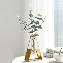 Soldes de rentrée scolaire chez Kayannuo : compositions florales artificielles et vases factices pour la décoration de table du bal de promo