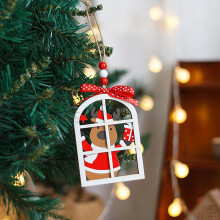 Schattige houten kerstman- en sneeuwpopornamenten, passend bij de Nightmare Before Christmas-decoraties voor de kerstboom of het raam.