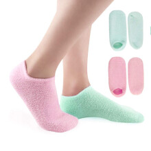 Moisturizing Gel Socks 2 Pairs Spa Socks for Dry Cracked Feet with Essential Oils and Vitamin E Pink and Green