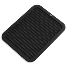 Heat Resistant Silicone Mat for Hair Styling Tools, Large TravelFriendly Flat Iron and Curling Iron Pad, Black