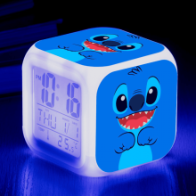HANNTAOO Digitaler Wecker für Kinder, Cartoon-Stitch-Muster, 7 LED-Farbwechsel-Wecklicht mit Thermometer, Nachtlicht, Geschenk für Jungen und