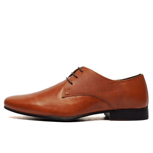 (9) Oaktrak Bright Emboss Mens Leather Shoes