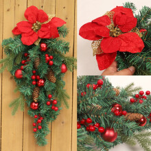 Künstlicher, tropfenförmiger Weihnachtskranz (50 cm Durchmesser) mit Beeren, Tannenzapfen und Kugeln für die Weihnachtsdekoration an Tür, Wand