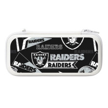 La borsa portaoggetti per la console Switch, realizzata dal team Raiders, è adatta anche per cuffie, cavi di ricarica e altri piccoli accessori per