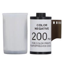 35mm Color Negative Film 200 ISO Clarity for 135 Cameras Low Light Fast Action Portraits
