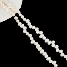 filo da 73-77 perle naturali coltivate d'acqua dolce, colore conchiglia, lucidate, sfuse, ideali per la creazione di gioielli, orecchini e pendenti.